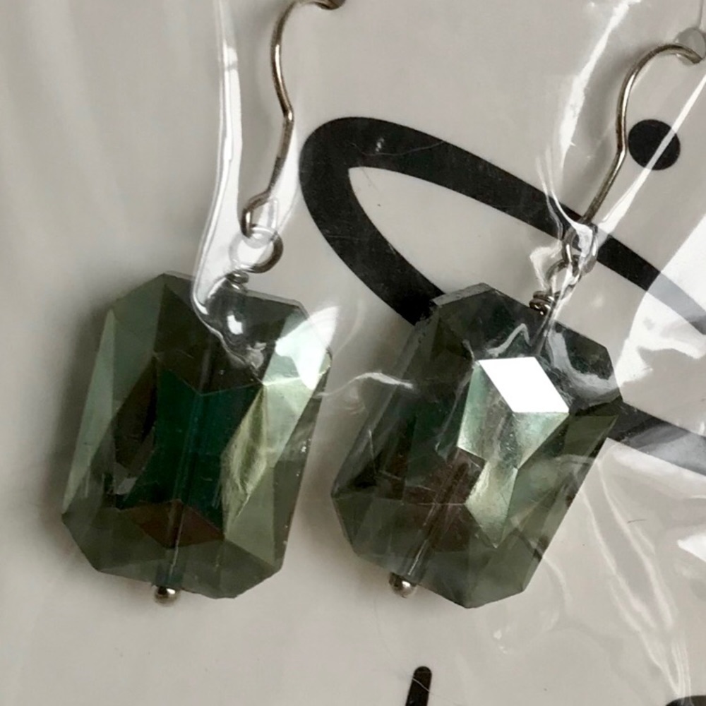 🆕Starfish Project Demi; Emerald Cut Earrings